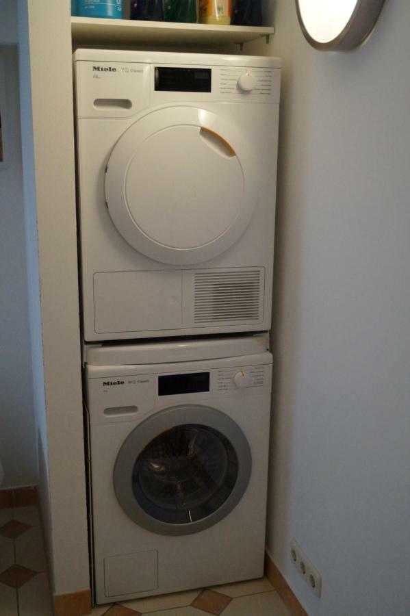 Ria'S Apartment Budapest Eksteriør billede